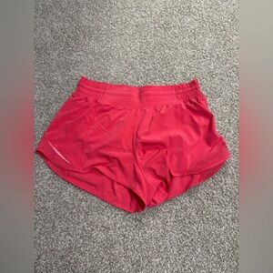 Lululemon Hotty Hot High-Rise Lined Short 2.5"
Lip Gloss